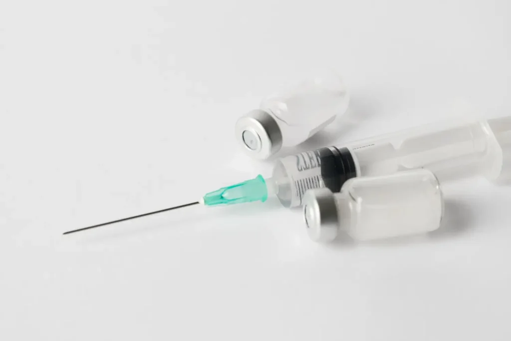 syrunge and vial