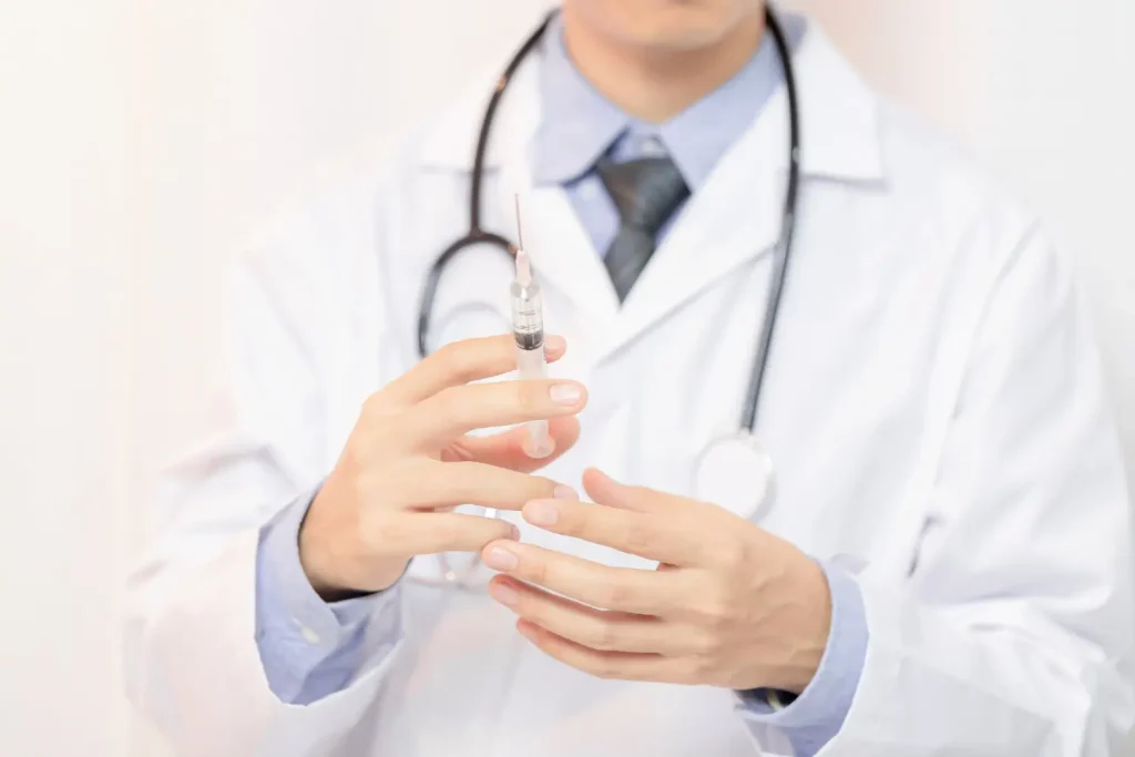 Properly preparing the injection pen for safe, effective diabetes or weight loss medication delivery.